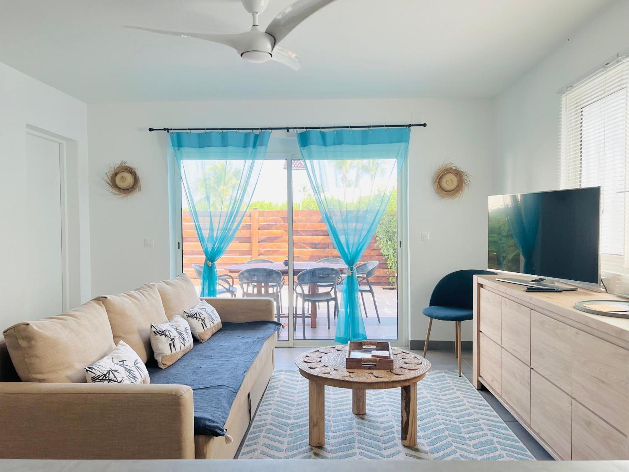 Blue Wave - 2 Bedrooms - Orient Beach! Quarter of Orleans Luaran gambar